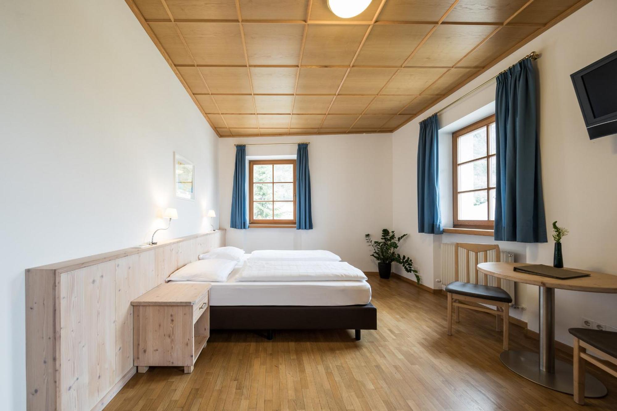 Hotel Masatsch Caldaro Bagian luar foto