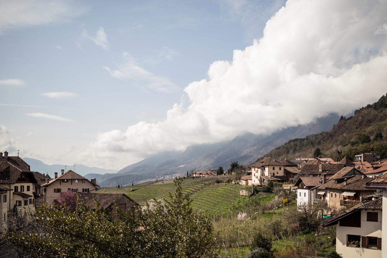 Hotel Masatsch Caldaro Bagian luar foto