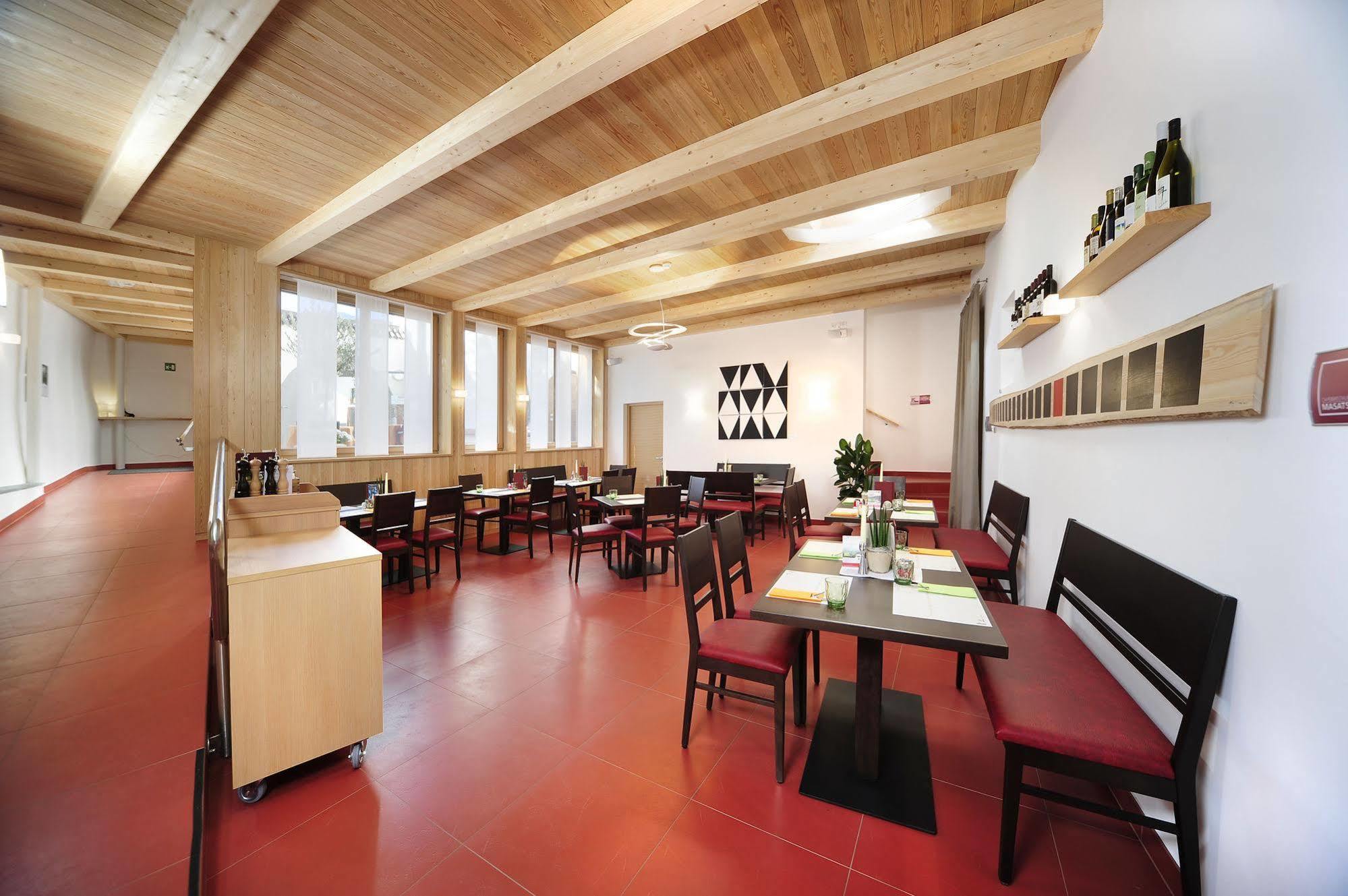 Hotel Masatsch Caldaro Bagian luar foto